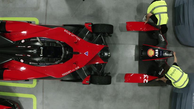 Air Freight - Formula E crating and packing